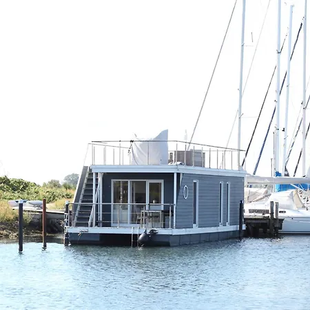 Hausboot Treibgut * Fehmarn